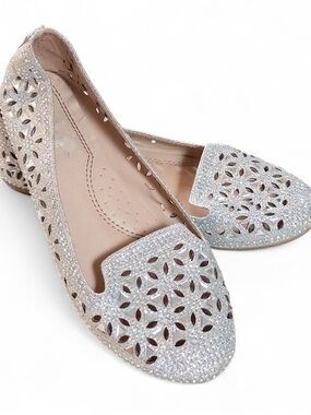 Link Comfort Kids Sparkly Silver Cutout Flats Size 3